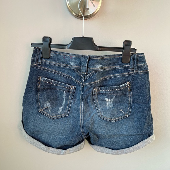 Candies Jean shorts - Picture 3 of 3